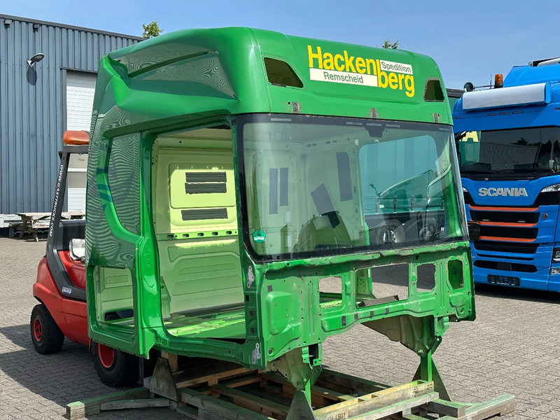 Scania Next Gen S-Cabine / Schade - Kabina i unutrašnjost: slika Scania Next Gen S-Cabine / Schade - Kabina i unutrašnjost Scania Next Gen S-Cabine / Schade - Kabina i unutrašnjost: slika Scania Next Gen S-Cabine / Schade - Kabina i unutrašnjost