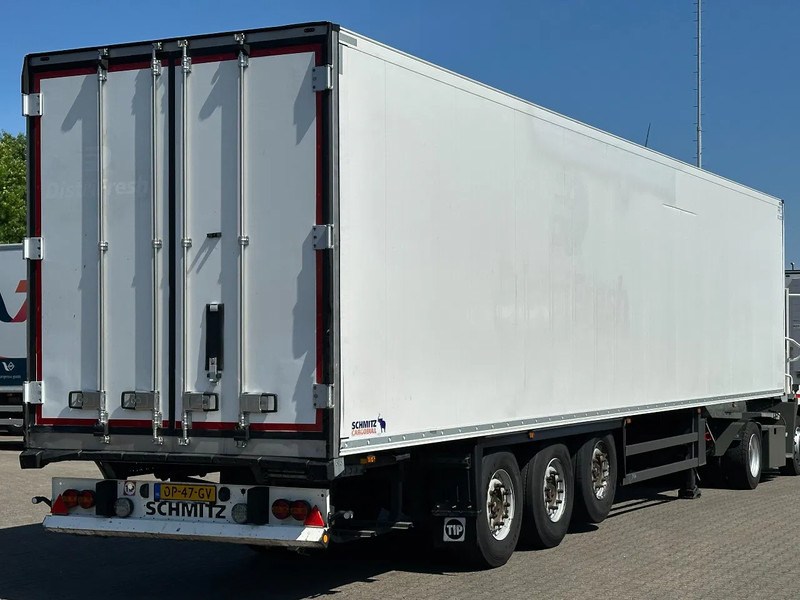 Schmitz Cargobull Carrier Vector 1550 / SAF-Disc / Lift-Axle - Poluprikolica hladnjača: slika Schmitz Cargobull Carrier Vector 1550 / SAF-Disc / Lift-Axle - Poluprikolica hladnjača Schmitz Cargobull Carrier Vector 1550 / SAF-Disc / Lift-Axle - Poluprikolica hladnjača: slika Schmitz Cargobull Carrier Vector 1550 / SAF-Disc / Lift-Axle - Poluprikolica hladnjača