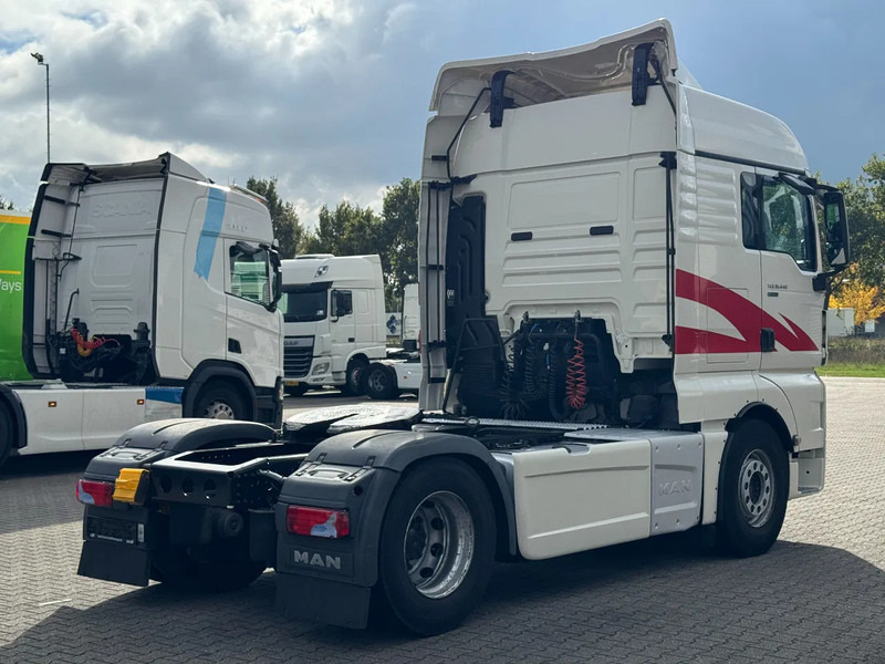 MAN TGX 18.440 XLX Full Spoiler - 2x Tank - Euro 6 - Tegljač: slika MAN TGX 18.440 XLX Full Spoiler - 2x Tank - Euro 6 - Tegljač MAN TGX 18.440 XLX Full Spoiler - 2x Tank - Euro 6 - Tegljač: slika MAN TGX 18.440 XLX Full Spoiler - 2x Tank - Euro 6 - Tegljač
