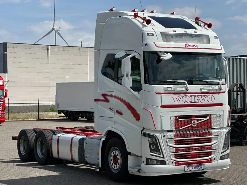 Volvo FH 16.750 6x4 Globe XL Chassis Retarder 4.30 Wb Full Air - Kamion-šasija: slika Volvo FH 16.750 6x4 Globe XL Chassis Retarder 4.30 Wb Full Air - Kamion-šasija Volvo FH 16.750 6x4 Globe XL Chassis Retarder 4.30 Wb Full Air - Kamion-šasija: slika Volvo FH 16.750 6x4 Globe XL Chassis Retarder 4.30 Wb Full Air - Kamion-šasija