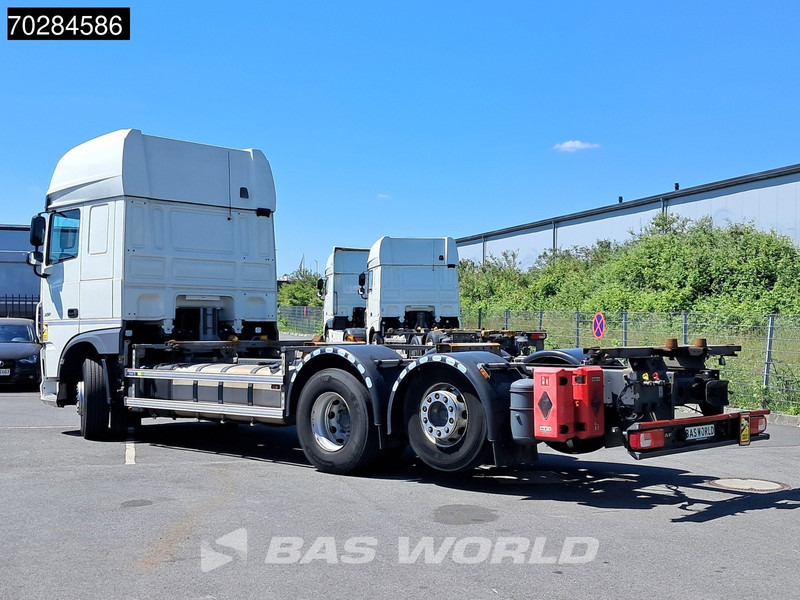 DAF XF 450 6X2 SSC Retarder 2x Tanks Liftachse Standklima LED ACC - Transporter kontejnera/ Kamion s izmjenjivim sanducima: slika DAF XF 450 6X2 SSC Retarder 2x Tanks Liftachse Standklima LED ACC - Transporter kontejnera/ Kamion s izmjenjivim sanducima DAF XF 450 6X2 SSC Retarder 2x Tanks Liftachse Standklima LED ACC - Transporter kontejnera/ Kamion s izmjenjivim sanducima: slika DAF XF 450 6X2 SSC Retarder 2x Tanks Liftachse Standklima LED ACC - Transporter kontejnera/ Kamion s izmjenjivim sanducima