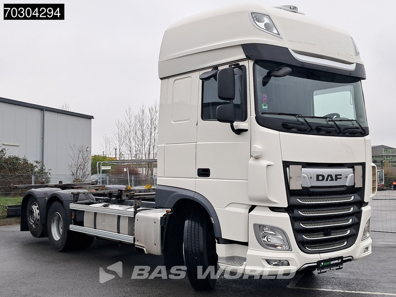DAF XF 480 6X2 BDF SSC Retarder Lift+Steering Axle Automatic Euro 6 - Transporter kontejnera/ Kamion s izmjenjivim sanducima: slika DAF XF 480 6X2 BDF SSC Retarder Lift+Steering Axle Automatic Euro 6 - Transporter kontejnera/ Kamion s izmjenjivim sanducima DAF XF 480 6X2 BDF SSC Retarder Lift+Steering Axle Automatic Euro 6 - Transporter kontejnera/ Kamion s izmjenjivim sanducima: slika DAF XF 480 6X2 BDF SSC Retarder Lift+Steering Axle Automatic Euro 6 - Transporter kontejnera/ Kamion s izmjenjivim sanducima