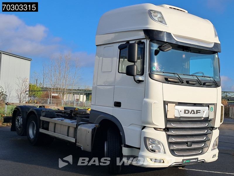 DAF XF 480 6X2 BDF SSC Retarder Lift+Steering Axle Automatic Euro 6 - Transporter kontejnera/ Kamion s izmjenjivim sanducima: slika DAF XF 480 6X2 BDF SSC Retarder Lift+Steering Axle Automatic Euro 6 - Transporter kontejnera/ Kamion s izmjenjivim sanducima DAF XF 480 6X2 BDF SSC Retarder Lift+Steering Axle Automatic Euro 6 - Transporter kontejnera/ Kamion s izmjenjivim sanducima: slika DAF XF 480 6X2 BDF SSC Retarder Lift+Steering Axle Automatic Euro 6 - Transporter kontejnera/ Kamion s izmjenjivim sanducima