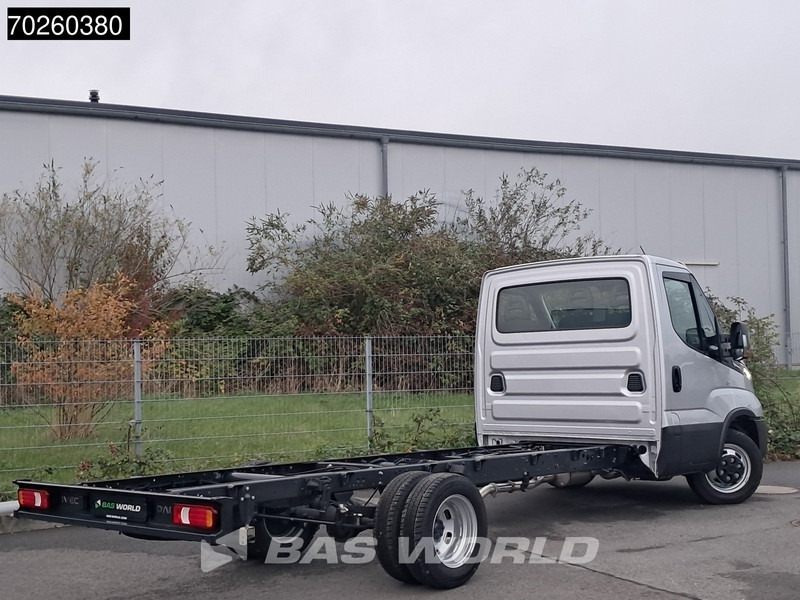 Iveco Daily 35C21 Neu! 3.0L 2025-Modell Automatik 210PS Radstand 410 Fahrgestell Doppelbereifung LED ACC Klima Euro6 Chassis A/C - Dostavno vozilo: slika Iveco Daily 35C21 Neu! 3.0L 2025-Modell Automatik 210PS Radstand 410 Fahrgestell Doppelbereifung LED ACC Klima Euro6 Chassis A/C - Dostavno vozilo Iveco Daily 35C21 Neu! 3.0L 2025-Modell Automatik 210PS Radstand 410 Fahrgestell Doppelbereifung LED ACC Klima Euro6 Chassis A/C - Dostavno vozilo: slika Iveco Daily 35C21 Neu! 3.0L 2025-Modell Automatik 210PS Radstand 410 Fahrgestell Doppelbereifung LED ACC Klima Euro6 Chassis A/C - Dostavno vozilo