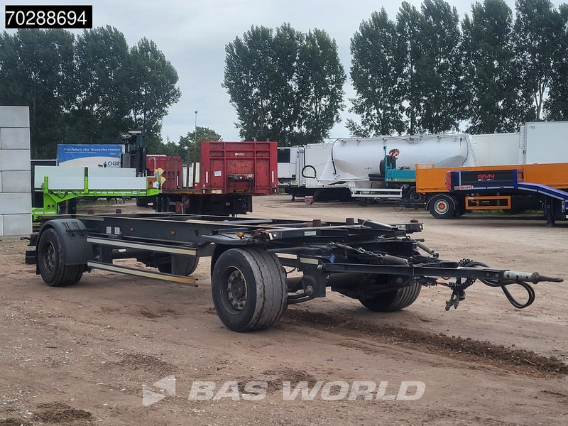 Kögel AW18 - Transporter kontejnera/ Prikolica s izmjenjivim sanducima: slika Kögel AW18 - Transporter kontejnera/ Prikolica s izmjenjivim sanducima Kögel AW18 - Transporter kontejnera/ Prikolica s izmjenjivim sanducima: slika Kögel AW18 - Transporter kontejnera/ Prikolica s izmjenjivim sanducima