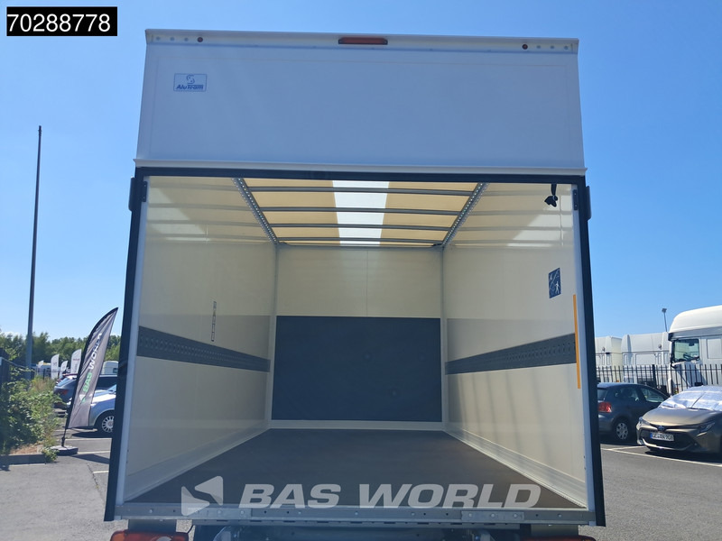 MAN TGE 3.180 Neu! Automatik 2025 Facelift Koffer Ladebordwand Navi Klima Tempomat LED Euro6 21m3 A/C Cruise control - Dostavno vozilo sa zatvorenim sandukom: slika MAN TGE 3.180 Neu! Automatik 2025 Facelift Koffer Ladebordwand Navi Klima Tempomat LED Euro6 21m3 A/C Cruise control - Dostavno vozilo sa zatvorenim sandukom MAN TGE 3.180 Neu! Automatik 2025 Facelift Koffer Ladebordwand Navi Klima Tempomat LED Euro6 21m3 A/C Cruise control - Dostavno vozilo sa zatvorenim sandukom: slika MAN TGE 3.180 Neu! Automatik 2025 Facelift Koffer Ladebordwand Navi Klima Tempomat LED Euro6 21m3 A/C Cruise control - Dostavno vozilo sa zatvorenim sandukom