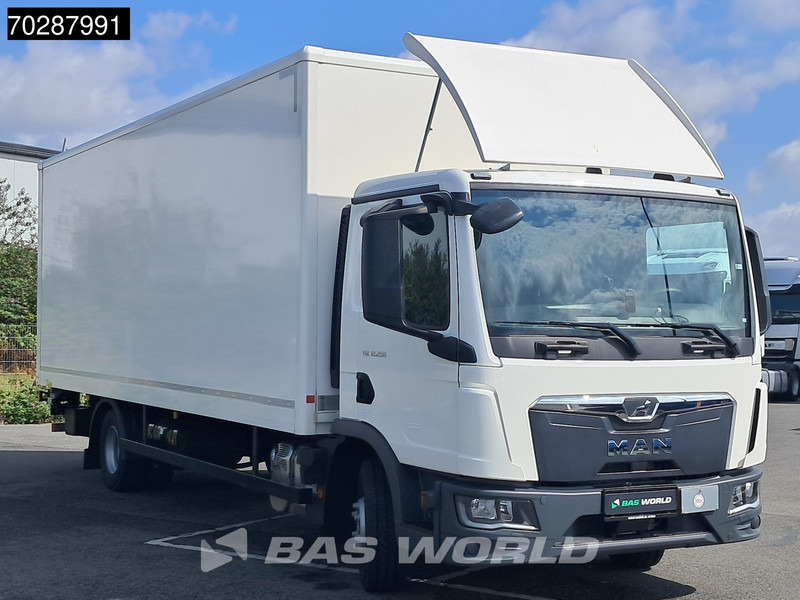 MAN TGL 12.250 4X2 12tonner 1500kg Ladebordwand Automatik Euro 6 - Kamion sandučar: slika MAN TGL 12.250 4X2 12tonner 1500kg Ladebordwand Automatik Euro 6 - Kamion sandučar MAN TGL 12.250 4X2 12tonner 1500kg Ladebordwand Automatik Euro 6 - Kamion sandučar: slika MAN TGL 12.250 4X2 12tonner 1500kg Ladebordwand Automatik Euro 6 - Kamion sandučar