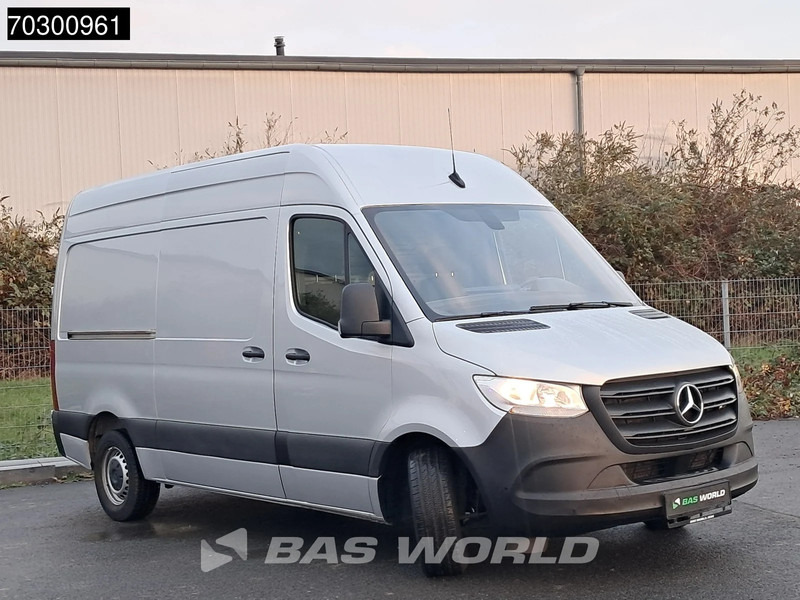 Mercedes-Benz Sprinter 315 CDI Automatik L2H2 150PS Klima Kamera Parkensensoren MBUX CarPlay Euro6 L2 A/C - Mali kombi: slika Mercedes-Benz Sprinter 315 CDI Automatik L2H2 150PS Klima Kamera Parkensensoren MBUX CarPlay Euro6 L2 A/C - Mali kombi Mercedes-Benz Sprinter 315 CDI Automatik L2H2 150PS Klima Kamera Parkensensoren MBUX CarPlay Euro6 L2 A/C - Mali kombi: slika Mercedes-Benz Sprinter 315 CDI Automatik L2H2 150PS Klima Kamera Parkensensoren MBUX CarPlay Euro6 L2 A/C - Mali kombi