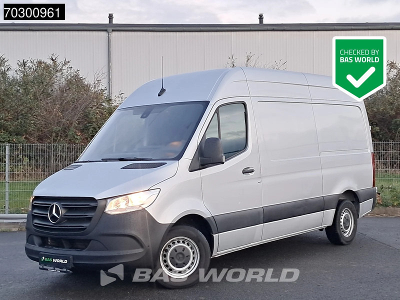 Mercedes-Benz Sprinter 315 CDI Automatik L2H2 150PS Klima Kamera Parkensensoren MBUX CarPlay Euro6 L2 A/C - Mali kombi: slika Mercedes-Benz Sprinter 315 CDI Automatik L2H2 150PS Klima Kamera Parkensensoren MBUX CarPlay Euro6 L2 A/C - Mali kombi Mercedes-Benz Sprinter 315 CDI Automatik L2H2 150PS Klima Kamera Parkensensoren MBUX CarPlay Euro6 L2 A/C - Mali kombi: slika Mercedes-Benz Sprinter 315 CDI Automatik L2H2 150PS Klima Kamera Parkensensoren MBUX CarPlay Euro6 L2 A/C - Mali kombi