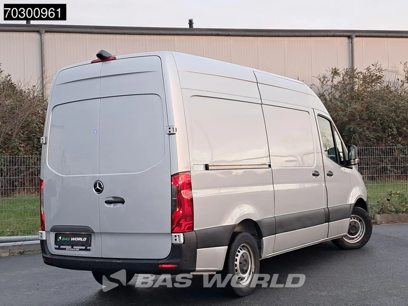 Mercedes-Benz Sprinter 315 CDI Automatik L2H2 150PS Klima Kamera Parkensensoren MBUX CarPlay Euro6 L2 A/C - Mali kombi: slika Mercedes-Benz Sprinter 315 CDI Automatik L2H2 150PS Klima Kamera Parkensensoren MBUX CarPlay Euro6 L2 A/C - Mali kombi Mercedes-Benz Sprinter 315 CDI Automatik L2H2 150PS Klima Kamera Parkensensoren MBUX CarPlay Euro6 L2 A/C - Mali kombi: slika Mercedes-Benz Sprinter 315 CDI Automatik L2H2 150PS Klima Kamera Parkensensoren MBUX CarPlay Euro6 L2 A/C - Mali kombi