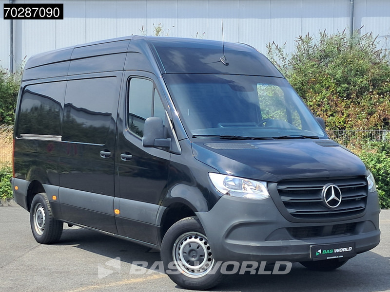 Mercedes-Benz Sprinter 317 CDI 9G-Tronic Automatik L2H2 170PS 3,5t AHK Klima Kamera MBUX CarPlay Euro6 L2 12m3 A/C Towbar - Furgon: slika Mercedes-Benz Sprinter 317 CDI 9G-Tronic Automatik L2H2 170PS 3,5t AHK Klima Kamera MBUX CarPlay Euro6 L2 12m3 A/C Towbar - Furgon Mercedes-Benz Sprinter 317 CDI 9G-Tronic Automatik L2H2 170PS 3,5t AHK Klima Kamera MBUX CarPlay Euro6 L2 12m3 A/C Towbar - Furgon: slika Mercedes-Benz Sprinter 317 CDI 9G-Tronic Automatik L2H2 170PS 3,5t AHK Klima Kamera MBUX CarPlay Euro6 L2 12m3 A/C Towbar - Furgon