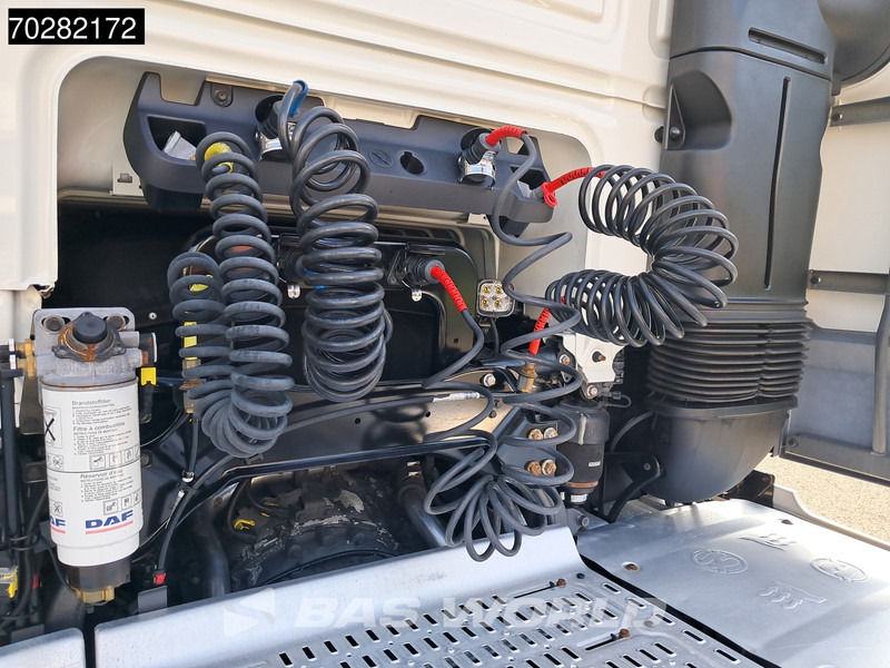 Tegljač DAF XF 480 4X2 SSC Retarder 2x Tanks Standklima Navi ACC LED: slika Tegljač DAF XF 480 4X2 SSC Retarder 2x Tanks Standklima Navi ACC LED