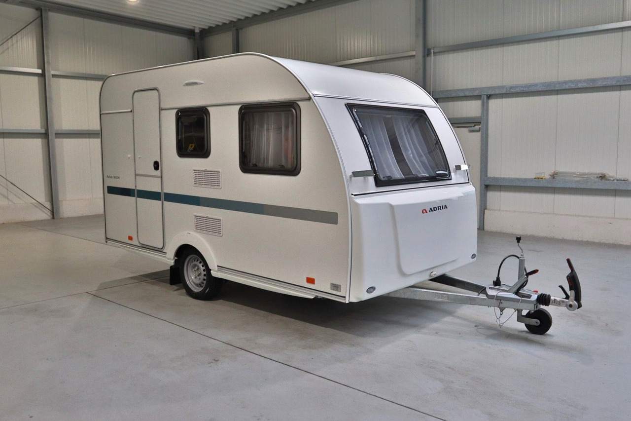 Adria Aviva 360 DK /1.Hand/Top-Fahrzeug/Etagenbetten Adria Aviva 360 DK /1.Hand/Top-Fahrzeug/Etagenbetten - Kamp prikolica: slika Adria Aviva 360 DK /1.Hand/Top-Fahrzeug/Etagenbetten Adria Aviva 360 DK /1.Hand/Top-Fahrzeug/Etagenbetten - Kamp prikolica Adria Aviva 360 DK /1.Hand/Top-Fahrzeug/Etagenbetten Adria Aviva 360 DK /1.Hand/Top-Fahrzeug/Etagenbetten - Kamp prikolica: slika Adria Aviva 360 DK /1.Hand/Top-Fahrzeug/Etagenbetten Adria Aviva 360 DK /1.Hand/Top-Fahrzeug/Etagenbetten - Kamp prikolica