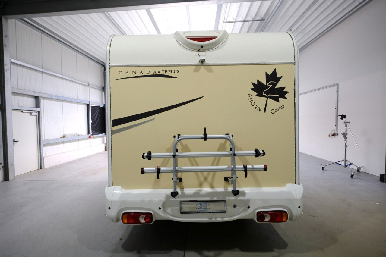 Ahorn Camp Canada TE Plus/Einzelbetten+Hubbett/Garage - Poluintegrirani kamper: slika Ahorn Camp Canada TE Plus/Einzelbetten+Hubbett/Garage - Poluintegrirani kamper Ahorn Camp Canada TE Plus/Einzelbetten+Hubbett/Garage - Poluintegrirani kamper: slika Ahorn Camp Canada TE Plus/Einzelbetten+Hubbett/Garage - Poluintegrirani kamper