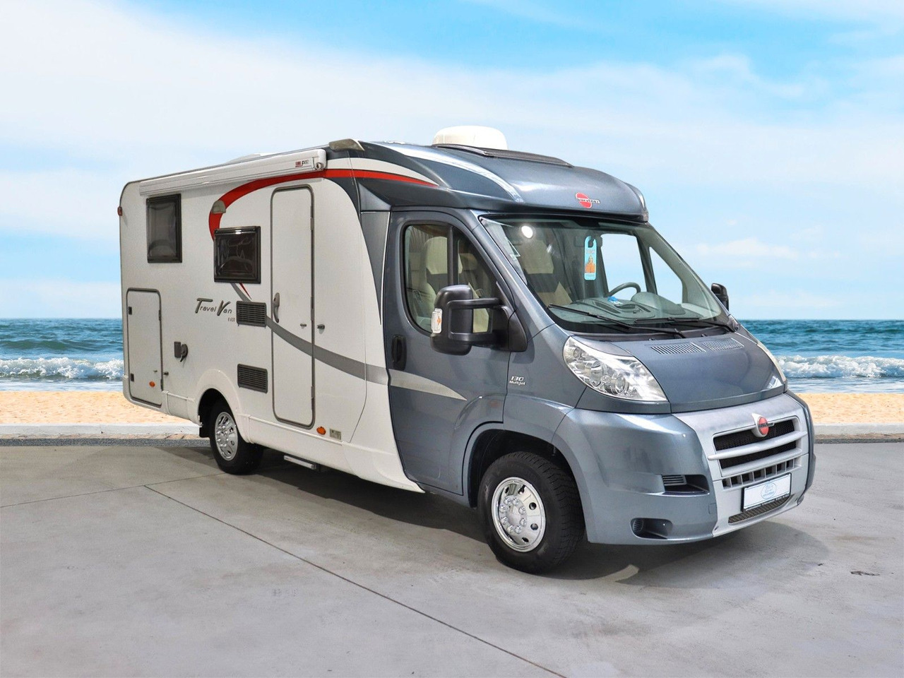 Bürstner Travel Van T 620 / Einzelbetten / Garage - Poluintegrirani kamper: slika Bürstner Travel Van T 620 / Einzelbetten / Garage - Poluintegrirani kamper Bürstner Travel Van T 620 / Einzelbetten / Garage - Poluintegrirani kamper: slika Bürstner Travel Van T 620 / Einzelbetten / Garage - Poluintegrirani kamper