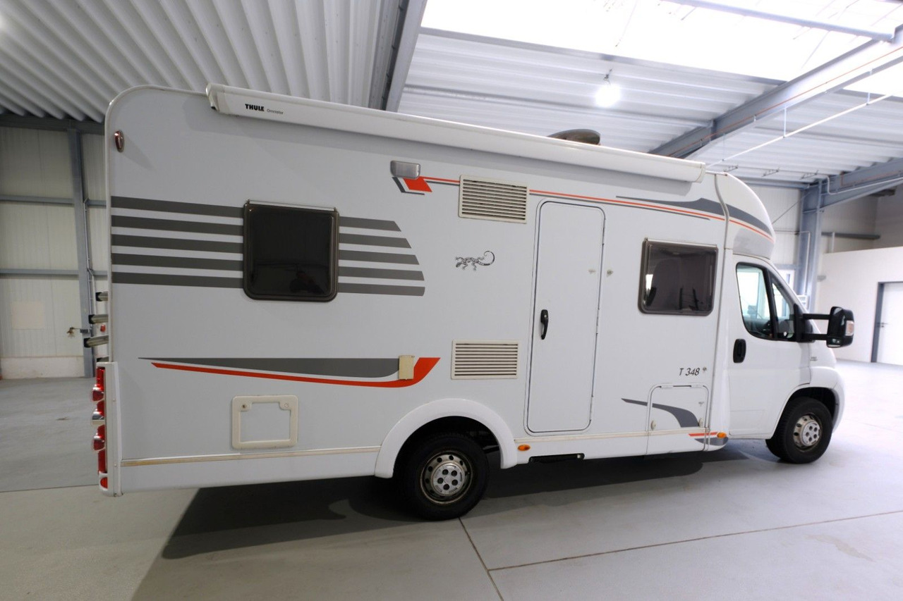 Carado T 348/Festbett+Hubbett/Klima/Markise/Finanz. - Poluintegrirani kamper: slika Carado T 348/Festbett+Hubbett/Klima/Markise/Finanz. - Poluintegrirani kamper Carado T 348/Festbett+Hubbett/Klima/Markise/Finanz. - Poluintegrirani kamper: slika Carado T 348/Festbett+Hubbett/Klima/Markise/Finanz. - Poluintegrirani kamper