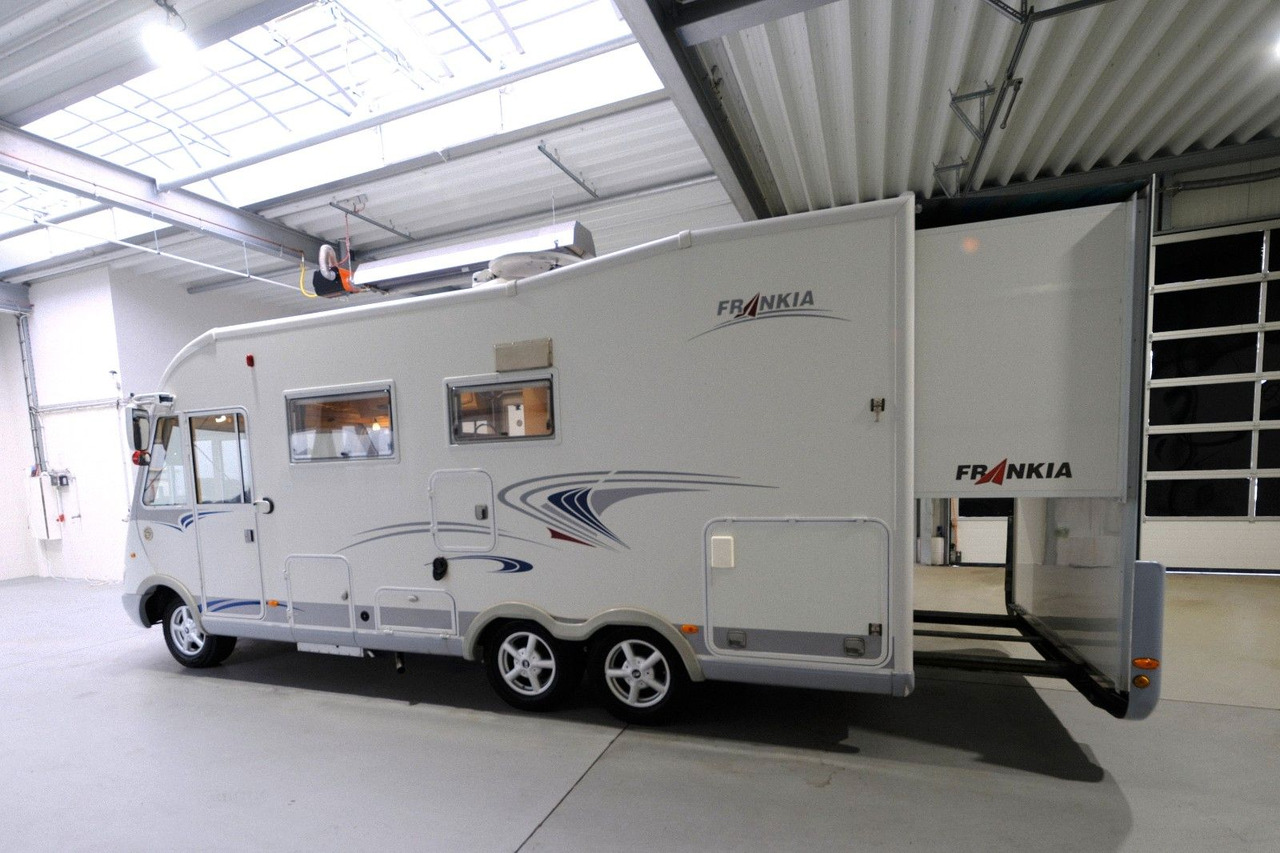 Frankia I 650 QS HolidayClass/Festbett+Hubbett/Klima/DPF - Integrirani kamper: slika Frankia I 650 QS HolidayClass/Festbett+Hubbett/Klima/DPF - Integrirani kamper Frankia I 650 QS HolidayClass/Festbett+Hubbett/Klima/DPF - Integrirani kamper: slika Frankia I 650 QS HolidayClass/Festbett+Hubbett/Klima/DPF - Integrirani kamper