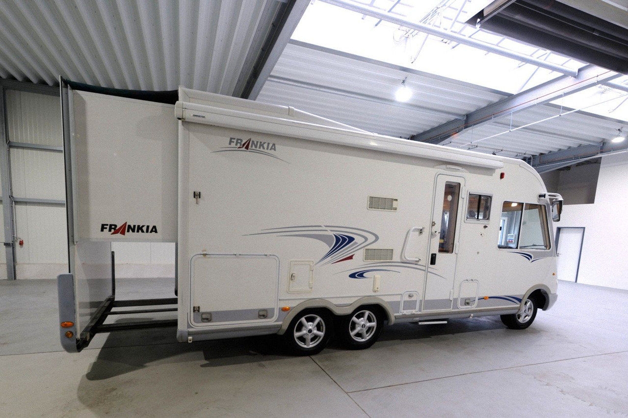 Frankia I 650 QS HolidayClass/Festbett+Hubbett/Klima/DPF - Integrirani kamper: slika Frankia I 650 QS HolidayClass/Festbett+Hubbett/Klima/DPF - Integrirani kamper Frankia I 650 QS HolidayClass/Festbett+Hubbett/Klima/DPF - Integrirani kamper: slika Frankia I 650 QS HolidayClass/Festbett+Hubbett/Klima/DPF - Integrirani kamper