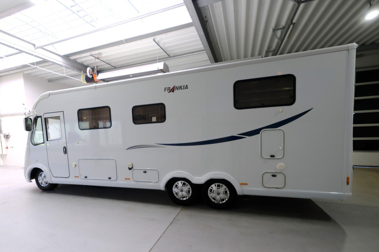Frankia I 840 QD/Automatik/Festbett+Hubbett/TOP - Integrirani kamper: slika Frankia I 840 QD/Automatik/Festbett+Hubbett/TOP - Integrirani kamper Frankia I 840 QD/Automatik/Festbett+Hubbett/TOP - Integrirani kamper: slika Frankia I 840 QD/Automatik/Festbett+Hubbett/TOP - Integrirani kamper