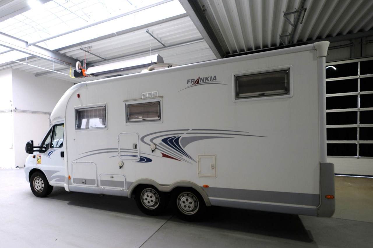 Frankia T 730 BD Comfort Class/Automatik/Festbett/Klima - Poluintegrirani kamper: slika Frankia T 730 BD Comfort Class/Automatik/Festbett/Klima - Poluintegrirani kamper Frankia T 730 BD Comfort Class/Automatik/Festbett/Klima - Poluintegrirani kamper: slika Frankia T 730 BD Comfort Class/Automatik/Festbett/Klima - Poluintegrirani kamper