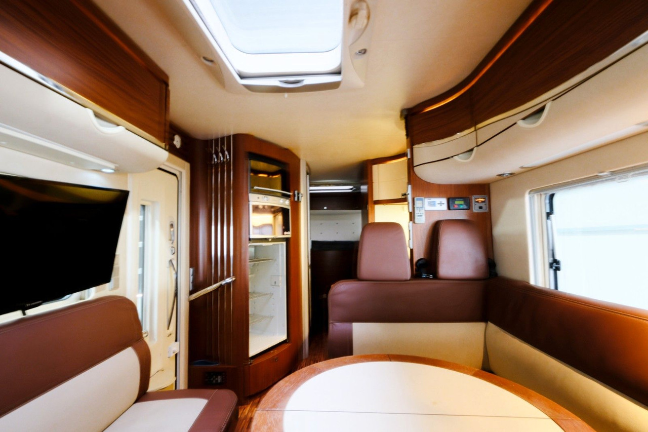 HYMER / ERIBA / HYMERCAR S 800/Automatik/Festbett+Hubbett/Klima/Solar/AHK HYMER / ERIBA / HYMERCAR S 800/Automatik/Festbett+Hubbett/Klima/Solar/AHK - Integrirani kamper: slika HYMER / ERIBA / HYMERCAR S 800/Automatik/Festbett+Hubbett/Klima/Solar/AHK HYMER / ERIBA / HYMERCAR S 800/Automatik/Festbett+Hubbett/Klima/Solar/AHK - Integrirani kamper HYMER / ERIBA / HYMERCAR S 800/Automatik/Festbett+Hubbett/Klima/Solar/AHK HYMER / ERIBA / HYMERCAR S 800/Automatik/Festbett+Hubbett/Klima/Solar/AHK - Integrirani kamper: slika HYMER / ERIBA / HYMERCAR S 800/Automatik/Festbett+Hubbett/Klima/Solar/AHK HYMER / ERIBA / HYMERCAR S 800/Automatik/Festbett+Hubbett/Klima/Solar/AHK - Integrirani kamper