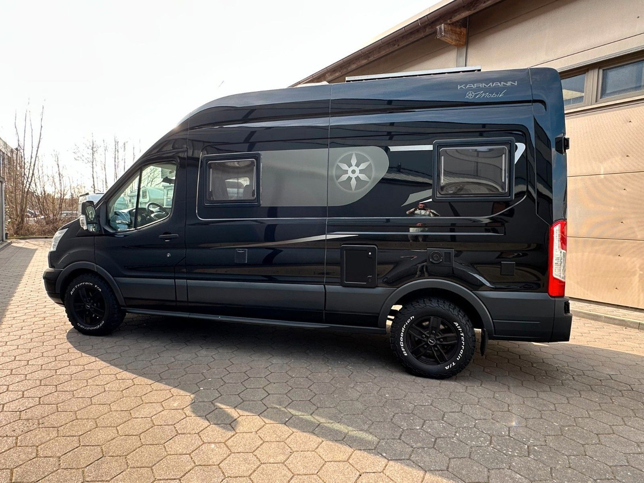 Karmann Dexter 560 Trend 4x4/1.Hand/Festbett/Klima/Solar - Kamp kombi: slika Karmann Dexter 560 Trend 4x4/1.Hand/Festbett/Klima/Solar - Kamp kombi Karmann Dexter 560 Trend 4x4/1.Hand/Festbett/Klima/Solar - Kamp kombi: slika Karmann Dexter 560 Trend 4x4/1.Hand/Festbett/Klima/Solar - Kamp kombi