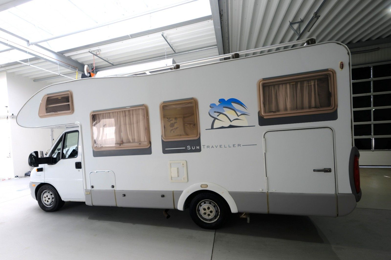 Knaus Sun Traveller 658 LG/Festbett/ DPF Grün/Garage - Alkoven kamper: slika Knaus Sun Traveller 658 LG/Festbett/ DPF Grün/Garage - Alkoven kamper Knaus Sun Traveller 658 LG/Festbett/ DPF Grün/Garage - Alkoven kamper: slika Knaus Sun Traveller 658 LG/Festbett/ DPF Grün/Garage - Alkoven kamper