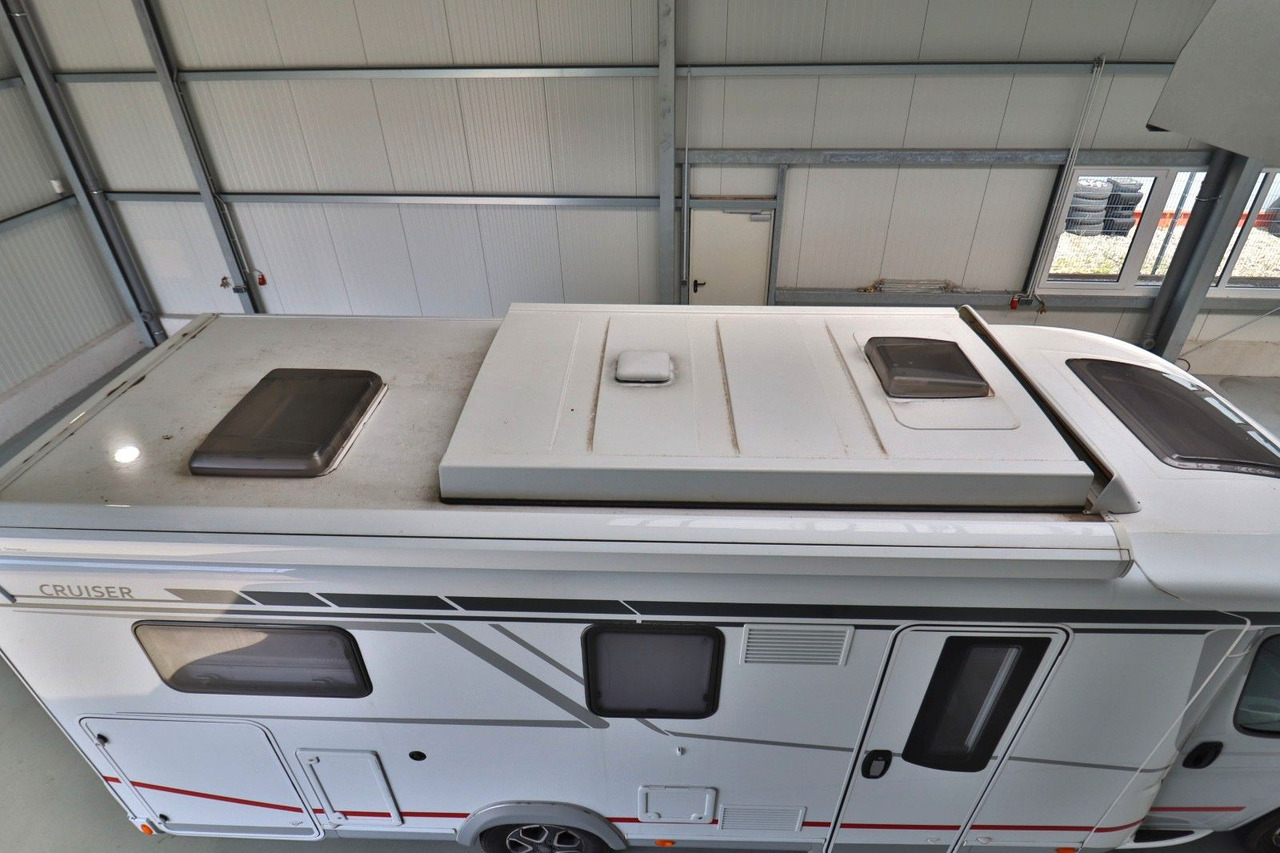 LMC Cruiser 732G/Automatik/Einzelbetten+Aufstelldach - Poluintegrirani kamper: slika LMC Cruiser 732G/Automatik/Einzelbetten+Aufstelldach - Poluintegrirani kamper LMC Cruiser 732G/Automatik/Einzelbetten+Aufstelldach - Poluintegrirani kamper: slika LMC Cruiser 732G/Automatik/Einzelbetten+Aufstelldach - Poluintegrirani kamper
