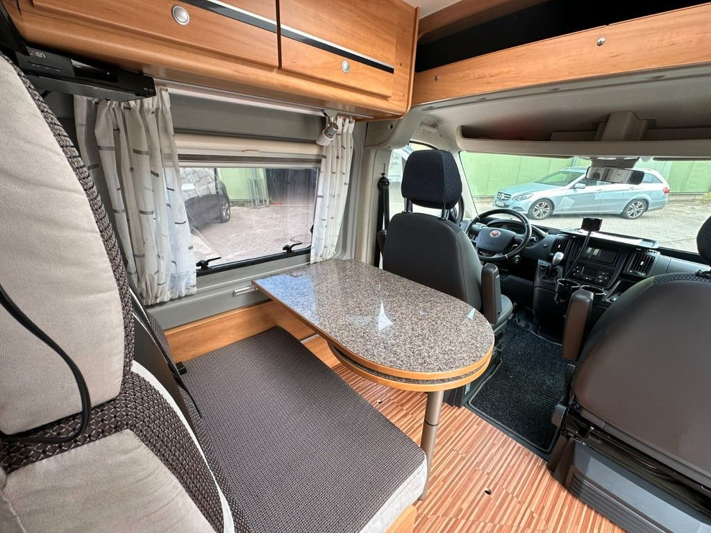 Kamp kombi Pössl Roadcruiser-Automatik-Einzelbetten-Anhänerkupplu Pössl Roadcruiser-Automatik-Einzelbetten-Anhänerkupplu: slika Kamp kombi Pössl Roadcruiser-Automatik-Einzelbetten-Anhänerkupplu Pössl Roadcruiser-Automatik-Einzelbetten-Anhänerkupplu