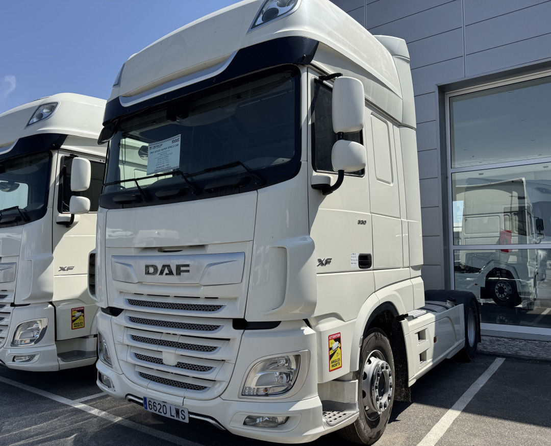 DAF XF 480 - Tegljač: slika DAF XF 480 - Tegljač DAF XF 480 - Tegljač: slika DAF XF 480 - Tegljač