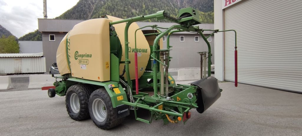 Krone Comprima CV 150 XC (15845) - Rolo balirka: slika Krone Comprima CV 150 XC (15845) - Rolo balirka Krone Comprima CV 150 XC (15845) - Rolo balirka: slika Krone Comprima CV 150 XC (15845) - Rolo balirka