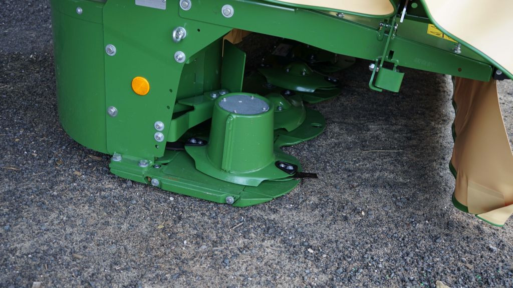 Zakup Krone EasyCut F 320 CV gez. Gen.2 (20693) Krone EasyCut F 320 CV gez. Gen.2 (20693): slika Zakup Krone EasyCut F 320 CV gez. Gen.2 (20693) Krone EasyCut F 320 CV gez. Gen.2 (20693)