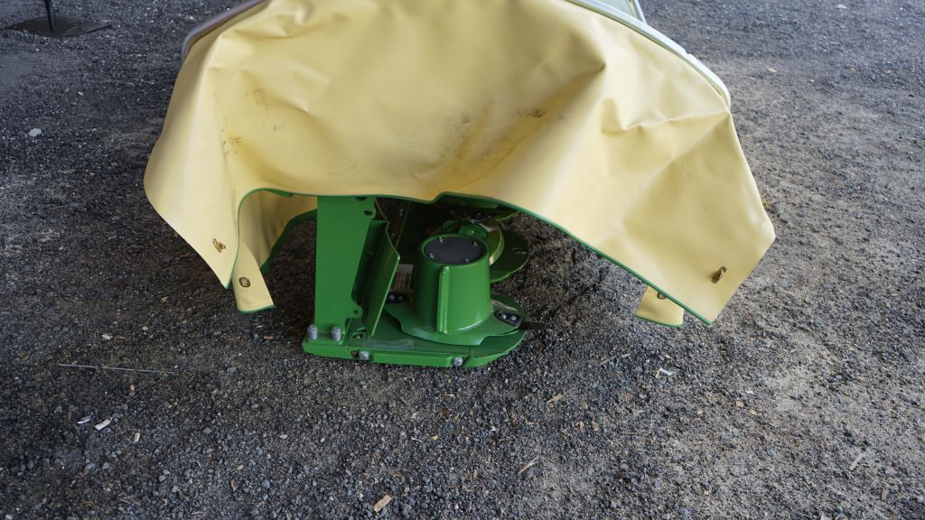 Krone EasyCut F 320 Highland (20690) - Kosilica: slika Krone EasyCut F 320 Highland (20690) - Kosilica Krone EasyCut F 320 Highland (20690) - Kosilica: slika Krone EasyCut F 320 Highland (20690) - Kosilica