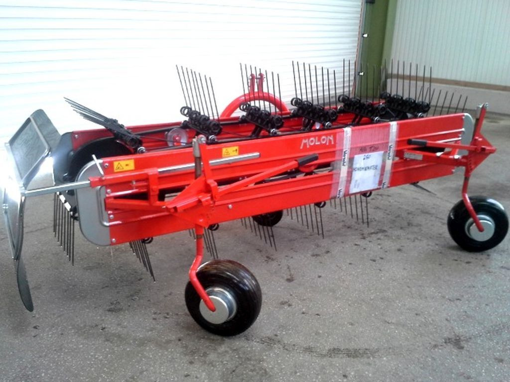 Novi Prevrtač sijena/ Grabulje Molon 250/4R zu Aebi (15860): slika Novi Prevrtač sijena/ Grabulje Molon 250/4R zu Aebi (15860)
