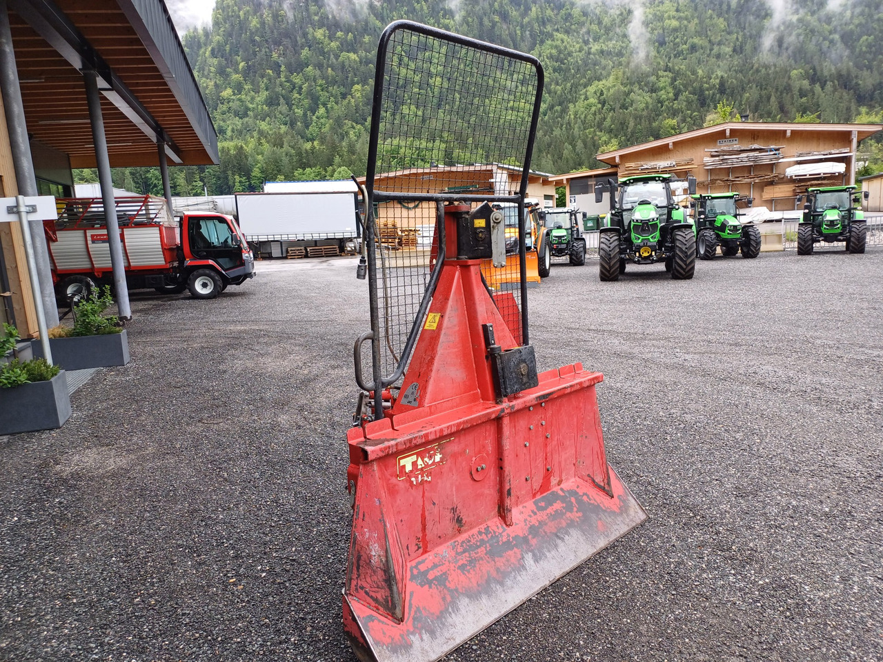 Tajfun EGV 80 AHK (23282) - Vitlo za Šumarska oprema: slika Tajfun EGV 80 AHK (23282) - Vitlo za Šumarska oprema Tajfun EGV 80 AHK (23282) - Vitlo za Šumarska oprema: slika Tajfun EGV 80 AHK (23282) - Vitlo za Šumarska oprema