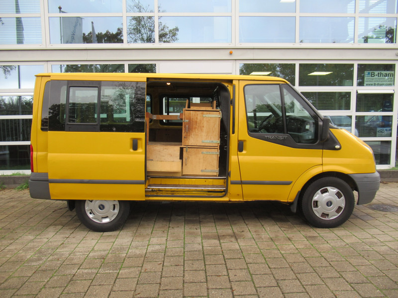 Ford Transit 140T330S 2.4 TDCI 103KW AWD 4x4 4WD - Mali kombi: slika Ford Transit 140T330S 2.4 TDCI 103KW AWD 4x4 4WD - Mali kombi Ford Transit 140T330S 2.4 TDCI 103KW AWD 4x4 4WD - Mali kombi: slika Ford Transit 140T330S 2.4 TDCI 103KW AWD 4x4 4WD - Mali kombi
