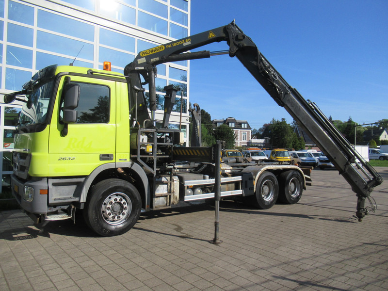 Mercedes-Benz Actros 2632 6X4 Steel + Palfinger PK18002-EH + 20T Haak Hook Haken - Transporter kontejnera/ Kamion s izmjenjivim sanducima, Kamion s kranom: slika Mercedes-Benz Actros 2632 6X4 Steel + Palfinger PK18002-EH + 20T Haak Hook Haken - Transporter kontejnera/ Kamion s izmjenjivim sanducima, Kamion s kranom Mercedes-Benz Actros 2632 6X4 Steel + Palfinger PK18002-EH + 20T Haak Hook Haken - Transporter kontejnera/ Kamion s izmjenjivim sanducima, Kamion s kranom: slika Mercedes-Benz Actros 2632 6X4 Steel + Palfinger PK18002-EH + 20T Haak Hook Haken - Transporter kontejnera/ Kamion s izmjenjivim sanducima, Kamion s kranom