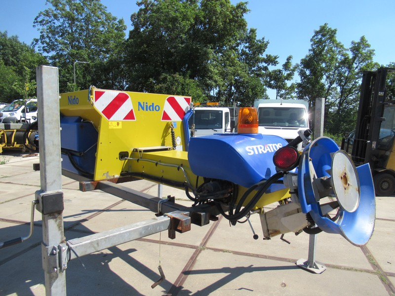 NIDO Stratos B06L-24 VCLN-350 Hydro zoutstrooier 0,6m3 + 350L - Stroj za čiščenje: slika NIDO Stratos B06L-24 VCLN-350 Hydro zoutstrooier 0,6m3 + 350L - Stroj za čiščenje NIDO Stratos B06L-24 VCLN-350 Hydro zoutstrooier 0,6m3 + 350L - Stroj za čiščenje: slika NIDO Stratos B06L-24 VCLN-350 Hydro zoutstrooier 0,6m3 + 350L - Stroj za čiščenje