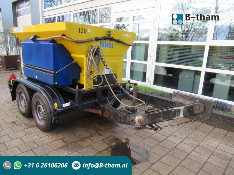 NIDO Stratos B11-18 AWAXN 1,1M3 + 500 L Zoutstrooier Saltzstreuer - Posipač pijeska/ Soli: slika NIDO Stratos B11-18 AWAXN 1,1M3 + 500 L Zoutstrooier Saltzstreuer - Posipač pijeska/ Soli NIDO Stratos B11-18 AWAXN 1,1M3 + 500 L Zoutstrooier Saltzstreuer - Posipač pijeska/ Soli: slika NIDO Stratos B11-18 AWAXN 1,1M3 + 500 L Zoutstrooier Saltzstreuer - Posipač pijeska/ Soli