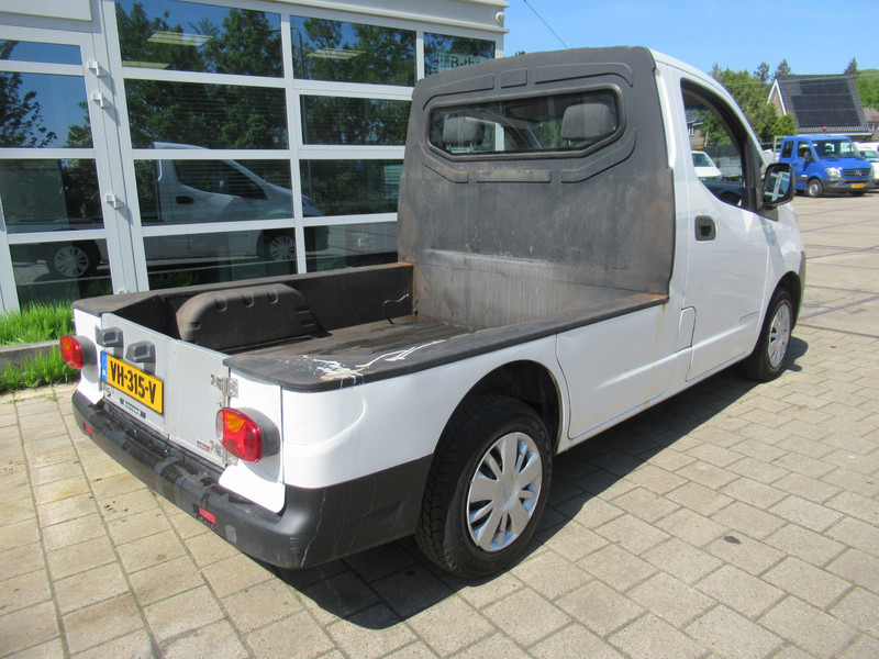 Nissan NV200 1.5TDCI PICKUP AIRCO - KLIMA - Dostavno vozilo s ravnom platformom: slika Nissan NV200 1.5TDCI PICKUP AIRCO - KLIMA - Dostavno vozilo s ravnom platformom Nissan NV200 1.5TDCI PICKUP AIRCO - KLIMA - Dostavno vozilo s ravnom platformom: slika Nissan NV200 1.5TDCI PICKUP AIRCO - KLIMA - Dostavno vozilo s ravnom platformom