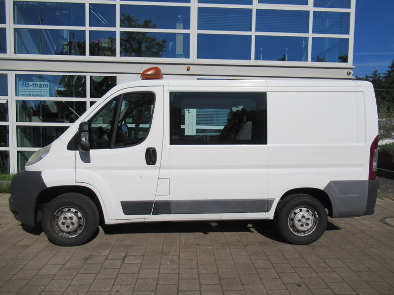 Peugeot Boxer 330 2.2 HDI 96KW L1H1 DOKA Dubbelcabine AIRCO P+ - Mali kombi, Dostavno vozilo s dvostrukom kabinom: slika Peugeot Boxer 330 2.2 HDI 96KW L1H1 DOKA Dubbelcabine AIRCO P+ - Mali kombi, Dostavno vozilo s dvostrukom kabinom Peugeot Boxer 330 2.2 HDI 96KW L1H1 DOKA Dubbelcabine AIRCO P+ - Mali kombi, Dostavno vozilo s dvostrukom kabinom: slika Peugeot Boxer 330 2.2 HDI 96KW L1H1 DOKA Dubbelcabine AIRCO P+ - Mali kombi, Dostavno vozilo s dvostrukom kabinom