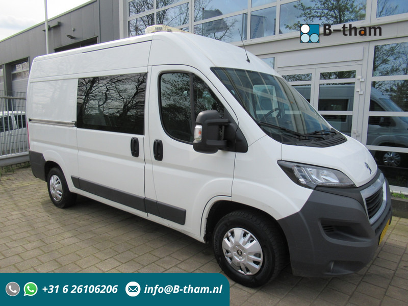 Peugeot Boxer 330 2.2 HDI 96KW L2H2 XT DOKA Dubbelcabine AIRCO - Mali kombi, Dostavno vozilo s dvostrukom kabinom: slika Peugeot Boxer 330 2.2 HDI 96KW L2H2 XT DOKA Dubbelcabine AIRCO - Mali kombi, Dostavno vozilo s dvostrukom kabinom Peugeot Boxer 330 2.2 HDI 96KW L2H2 XT DOKA Dubbelcabine AIRCO - Mali kombi, Dostavno vozilo s dvostrukom kabinom: slika Peugeot Boxer 330 2.2 HDI 96KW L2H2 XT DOKA Dubbelcabine AIRCO - Mali kombi, Dostavno vozilo s dvostrukom kabinom