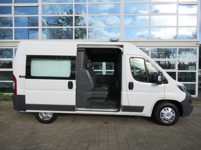 Peugeot Boxer 330 2.2 HDI 96KW L2H2 XT DOKA Dubbelcabine AIRCO - Mali kombi, Dostavno vozilo s dvostrukom kabinom: slika Peugeot Boxer 330 2.2 HDI 96KW L2H2 XT DOKA Dubbelcabine AIRCO - Mali kombi, Dostavno vozilo s dvostrukom kabinom Peugeot Boxer 330 2.2 HDI 96KW L2H2 XT DOKA Dubbelcabine AIRCO - Mali kombi, Dostavno vozilo s dvostrukom kabinom: slika Peugeot Boxer 330 2.2 HDI 96KW L2H2 XT DOKA Dubbelcabine AIRCO - Mali kombi, Dostavno vozilo s dvostrukom kabinom