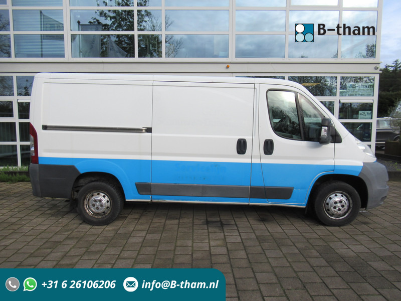 Peugeot Boxer 333 2.2 HDI 88KW L2H1 - Mali kombi: slika Peugeot Boxer 333 2.2 HDI 88KW L2H1 - Mali kombi Peugeot Boxer 333 2.2 HDI 88KW L2H1 - Mali kombi: slika Peugeot Boxer 333 2.2 HDI 88KW L2H1 - Mali kombi