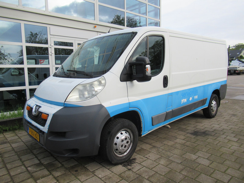 Peugeot Boxer 333 2.2 HDI 88KW L2H1 - Mali kombi: slika Peugeot Boxer 333 2.2 HDI 88KW L2H1 - Mali kombi Peugeot Boxer 333 2.2 HDI 88KW L2H1 - Mali kombi: slika Peugeot Boxer 333 2.2 HDI 88KW L2H1 - Mali kombi