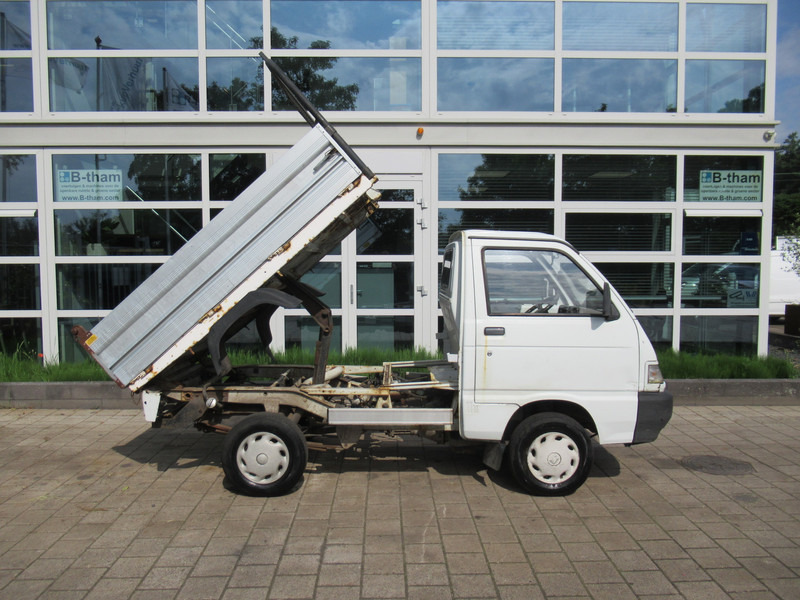 Piaggio Porter 1.3i 48KW Kipper - Tipper - Mali kamion kiper: slika Piaggio Porter 1.3i 48KW Kipper - Tipper - Mali kamion kiper Piaggio Porter 1.3i 48KW Kipper - Tipper - Mali kamion kiper: slika Piaggio Porter 1.3i 48KW Kipper - Tipper - Mali kamion kiper