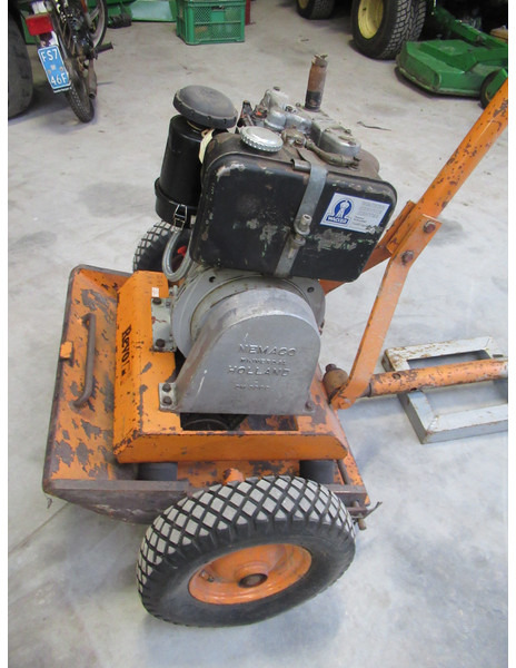 REVO Nemaco DM 3500 Hatz ES75 Diesel trilplaat - Vibro ploča: slika REVO Nemaco DM 3500 Hatz ES75 Diesel trilplaat - Vibro ploča REVO Nemaco DM 3500 Hatz ES75 Diesel trilplaat - Vibro ploča: slika REVO Nemaco DM 3500 Hatz ES75 Diesel trilplaat - Vibro ploča