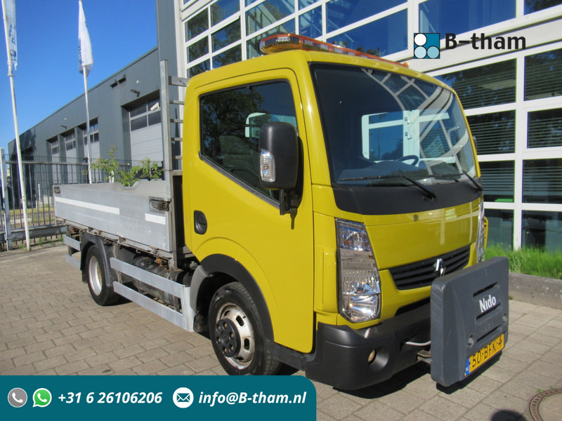 Renault Maxity 2.5DCi 107KW Airco Open laadbak Twist Lock - Dostavno vozilo s ravnom platformom: slika Renault Maxity 2.5DCi 107KW Airco Open laadbak Twist Lock - Dostavno vozilo s ravnom platformom Renault Maxity 2.5DCi 107KW Airco Open laadbak Twist Lock - Dostavno vozilo s ravnom platformom: slika Renault Maxity 2.5DCi 107KW Airco Open laadbak Twist Lock - Dostavno vozilo s ravnom platformom