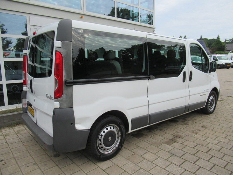 Renault Trafic 2.0 DCi 115 Lang 9-persoons Personenbus Passenger - Minibus, Putnički kombi: slika Renault Trafic 2.0 DCi 115 Lang 9-persoons Personenbus Passenger - Minibus, Putnički kombi Renault Trafic 2.0 DCi 115 Lang 9-persoons Personenbus Passenger - Minibus, Putnički kombi: slika Renault Trafic 2.0 DCi 115 Lang 9-persoons Personenbus Passenger - Minibus, Putnički kombi