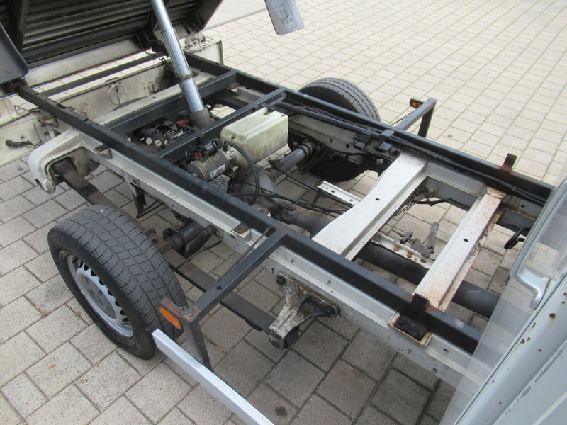 Mali kamion kiper Volkswagen Crafter 32 2.5TDI 80KW Veegvuilkipper - Tipper: slika Mali kamion kiper Volkswagen Crafter 32 2.5TDI 80KW Veegvuilkipper - Tipper